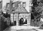 Widok na portal wewntrzny zamku - zdjcie z 1 maja 1920 roku